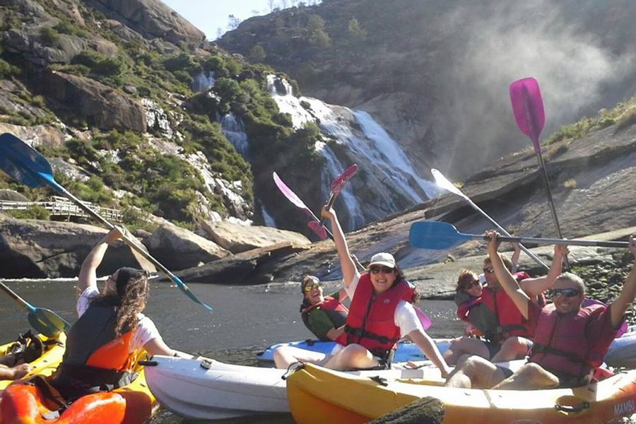 Rutas y traves&iacute;as guiadas en kayak