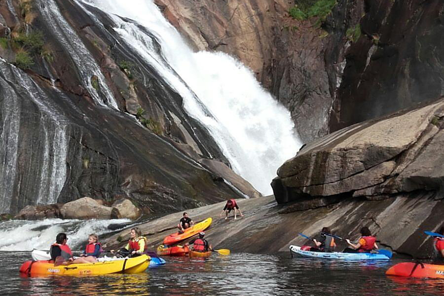 Rutas y traves�as guiadas en kayak