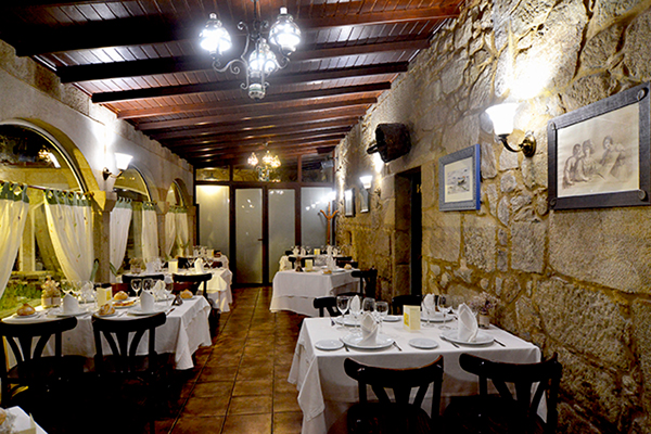 Hotel gastron�mico Casa Rosal�a