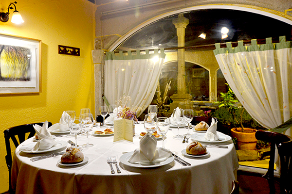 Hotel gastron�mico Casa Rosal�a